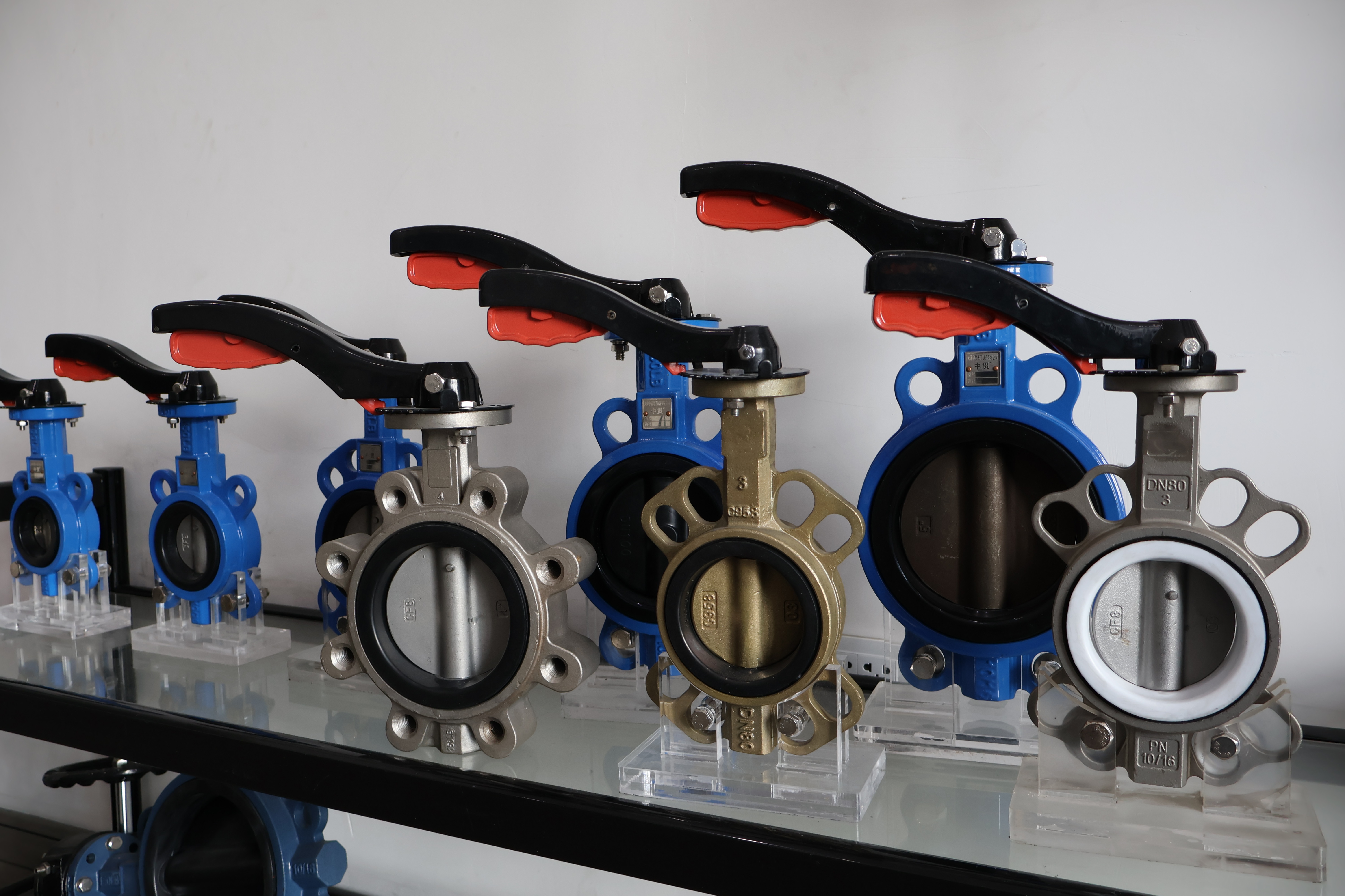 Неща, които трябва да знаете, когато купувате вентили: Не губете парите си на тъмно!